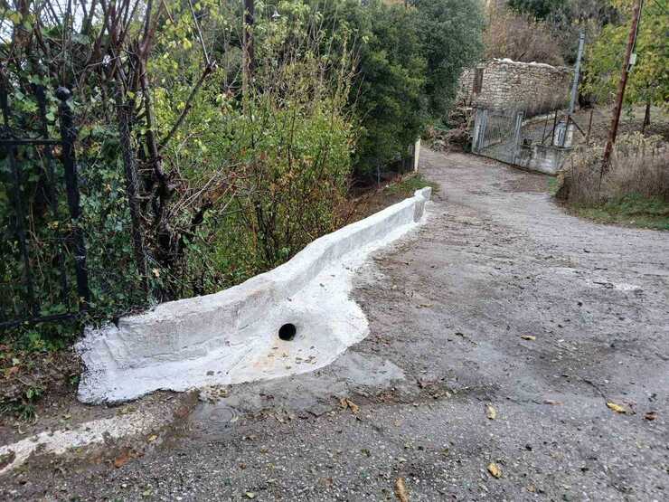 ΤΟΙΧΙΟ ΣΤΑ ΜΟΥΖΑΚΕΪΚΑ